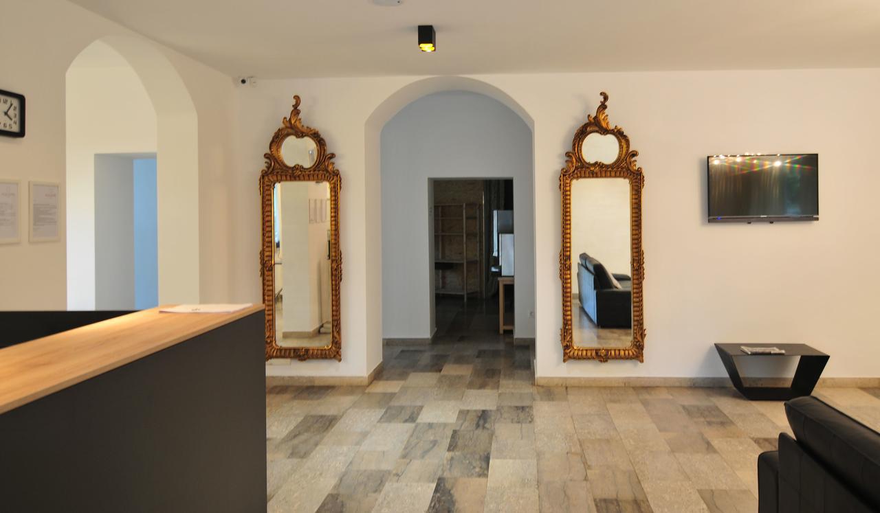 לובראן Hotel Villa Laurel מראה חיצוני תמונה