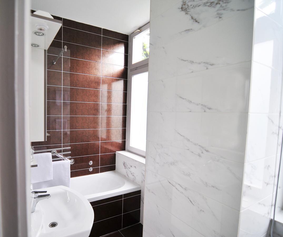 לובראן Hotel Villa Laurel מראה חיצוני תמונה