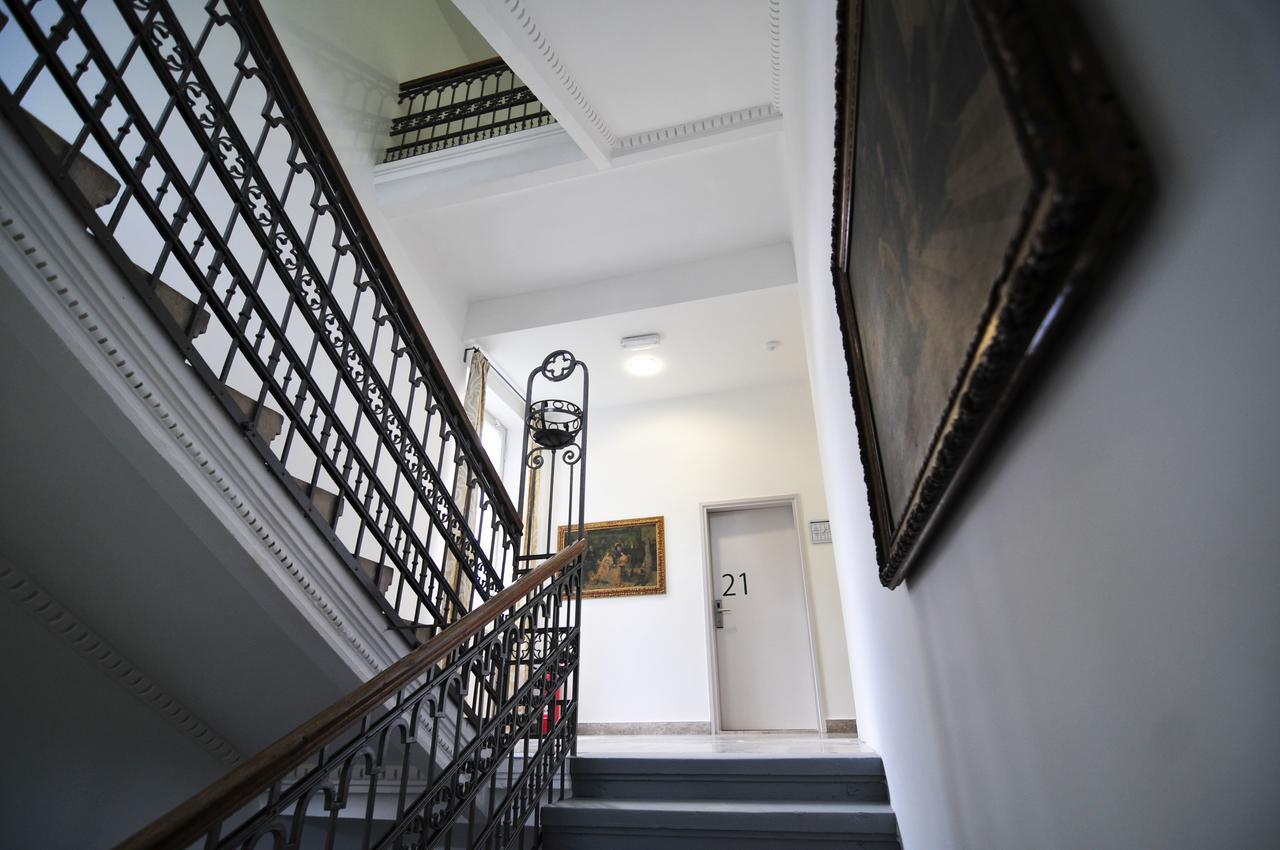 לובראן Hotel Villa Laurel מראה חיצוני תמונה